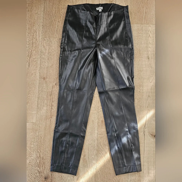 Buckle J is for Justify Black Faux Leather Parted Seam Pants - Picture 1 of 10